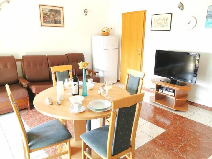 Apartment Biljana Bol Zewnętrze zdjęcie